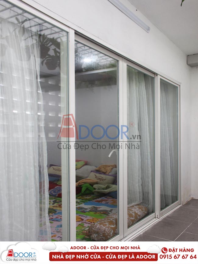 cửa nhôm màu trắng