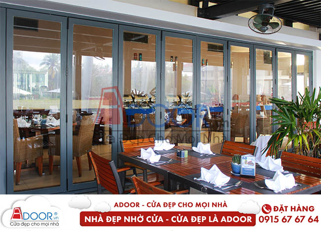 cửa cho nhà hàng