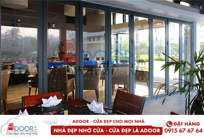 cửa cho nhà hàng