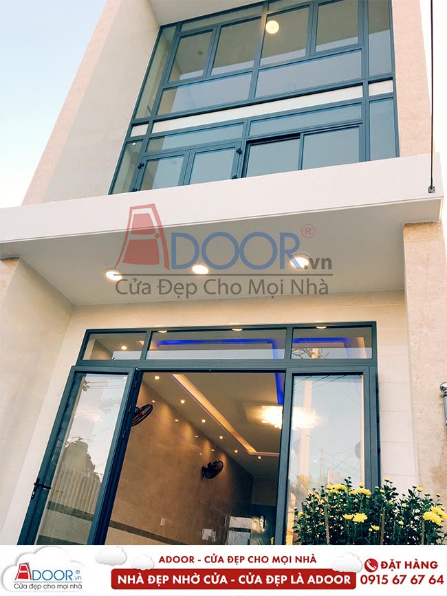 cửa cho nhà ống
