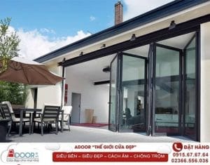 Mẫu cửa kính cường lực tại không gian khách sạn
