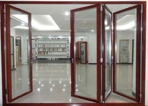 Cửa kính cường lực bằng khung sắt đa dạng tại Adoor