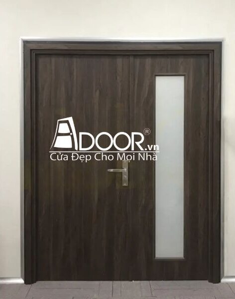 Mẫu cửa nhựa 2 cánh composite kết hợp kính mờ 