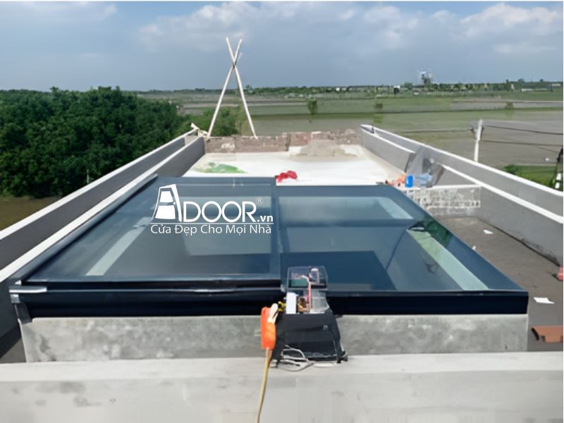 Mẫu giếng trời tự động mở trượt